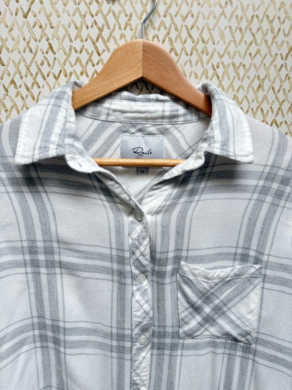 Rails Hunter Plaid Button Down Shirt White Gray Soft Flannel-Style Top XS - Picture 3 of 9